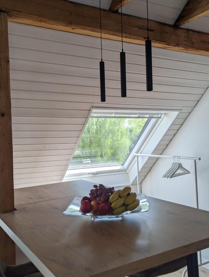 Helles Dachgeschoss-Appartement Krefeld Extérieur photo