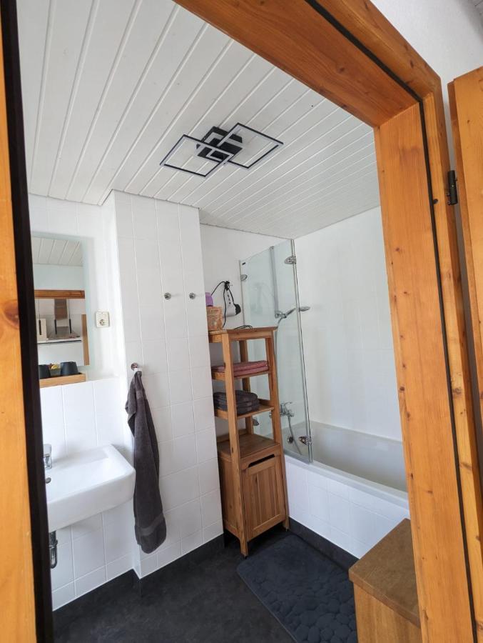 Helles Dachgeschoss-Appartement Krefeld Extérieur photo