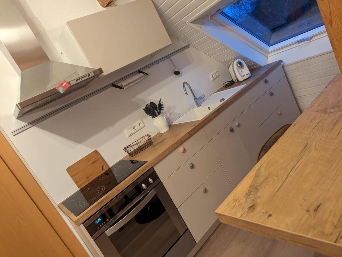 Helles Dachgeschoss-Appartement Krefeld Extérieur photo
